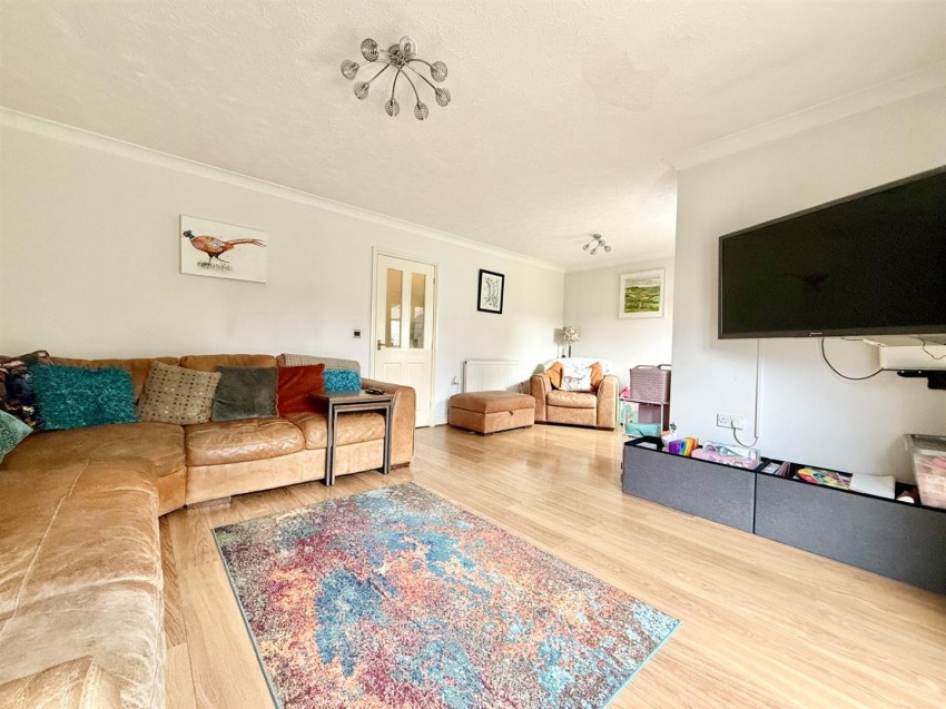 Images for The Close, Whitminster, Gloucester