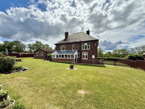View Full Details for Gloucester Road, Corse, Gloucester
