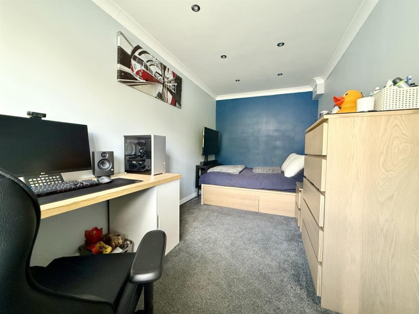 Images for The Oaks, Abbeymead, Gloucester