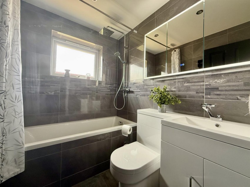 Images for Redwood Close, Gloucester