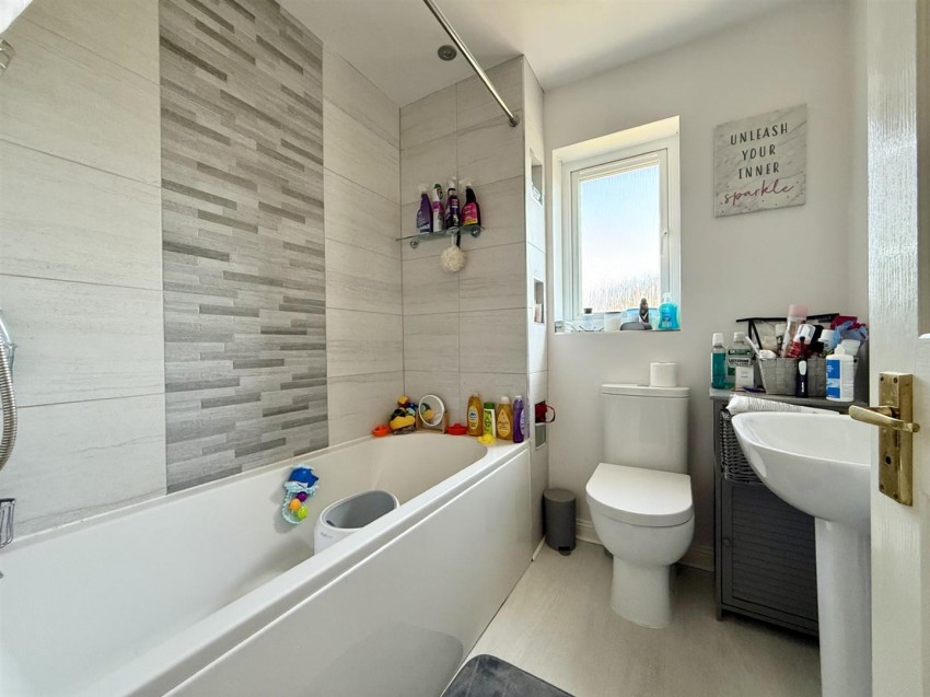 Images for The Causeway, Quedgeley, Gloucester