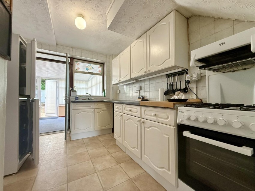 Images for Avon Crescent, Brockworth, Gloucester