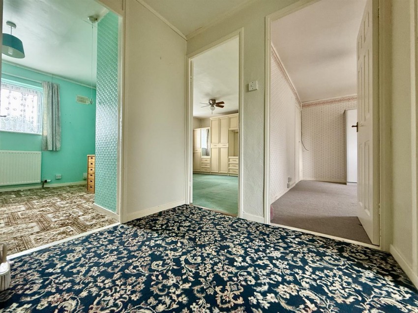 Images for Avon Crescent, Brockworth, Gloucester
