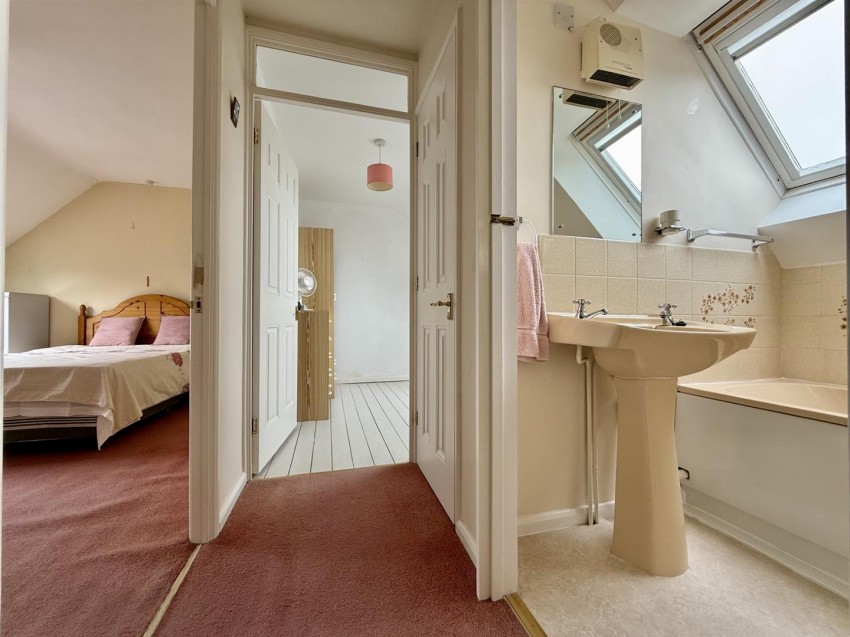 Images for Courtfield Road, Quedgeley, Gloucester
