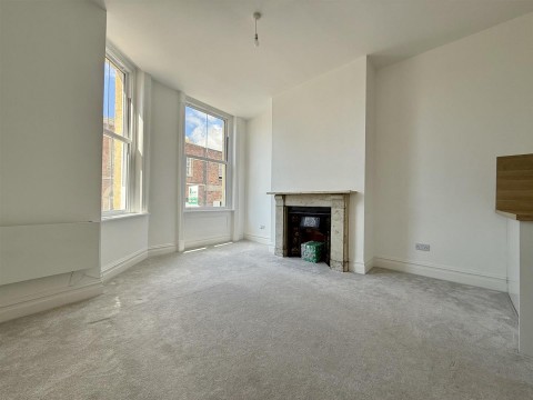 View Full Details for Russell Street, Gloucester