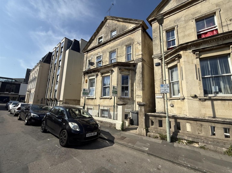 Russell Street, Gloucester