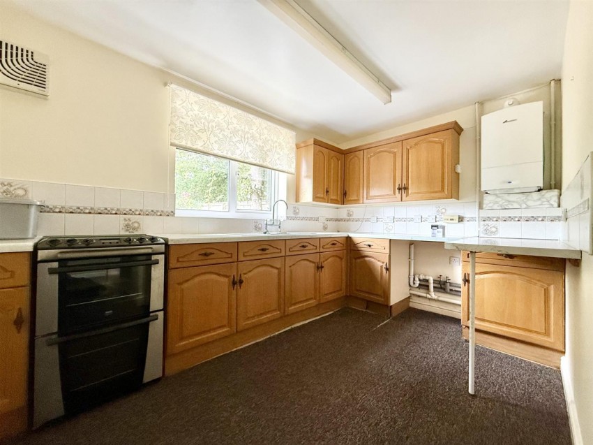 Images for 4 Beds & Annex