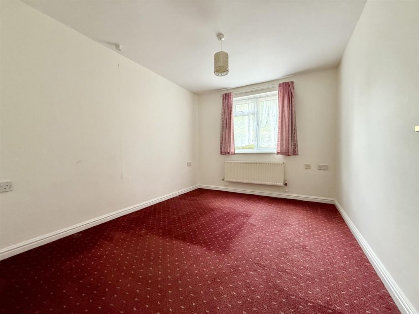 Images for 4 Beds & Annex