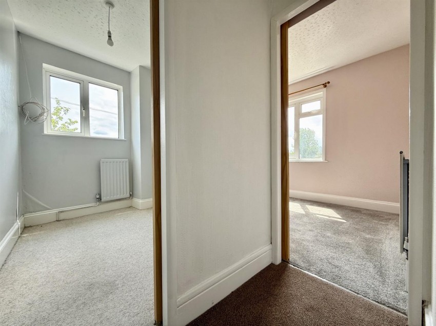 Images for 4 Beds & Annex