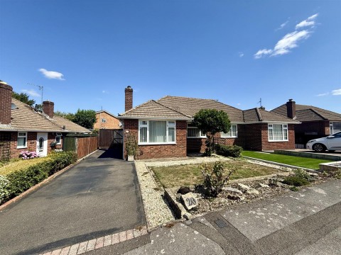 View Full Details for Hickley Gardens, Brockworth, Gloucester