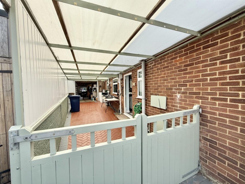 Images for Hurcombe Way, Brockworth, Gloucester