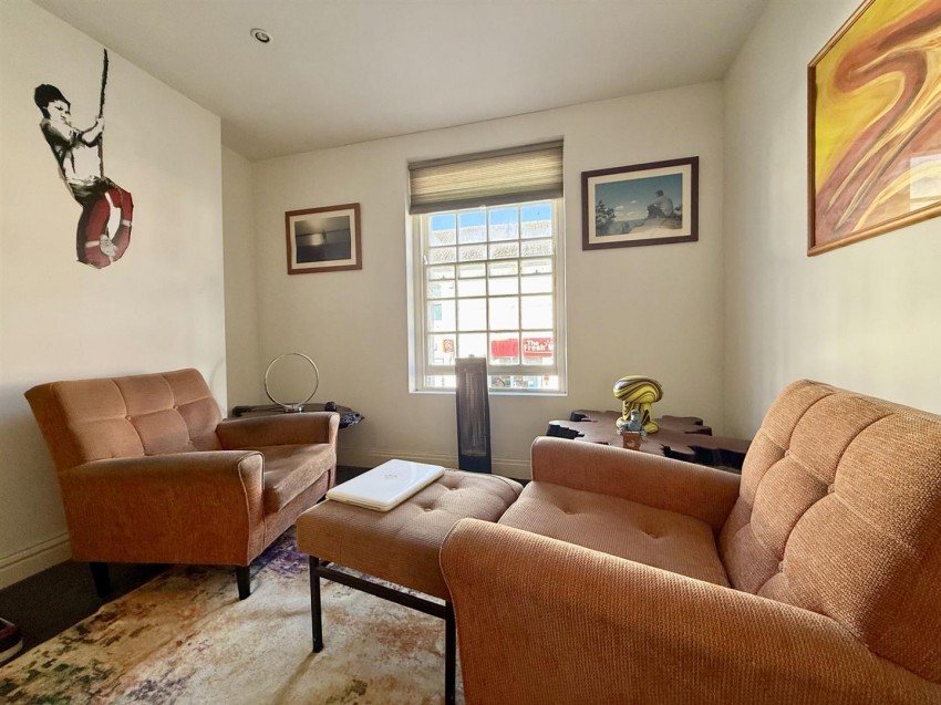 Images for Shop & Four Flats