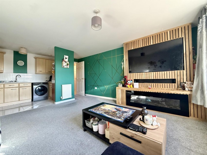 Images for Shawbury Avenue Kingsway, Quedgeley, Gloucester