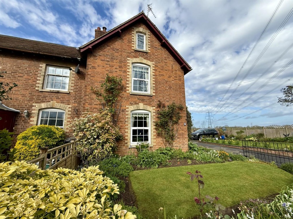 Barbers Bridge, Rudford, Gloucester, 4 bedroom, Cottage - Terraced