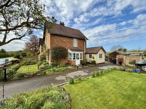 View Full Details for Barbers Bridge, Rudford, Gloucester