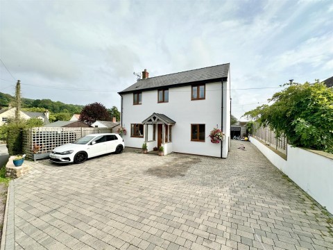 View Full Details for Chessgrove Lane, Longhope