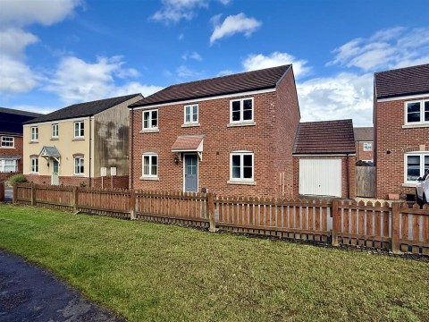 View Full Details for Regent Close, Coopers Edge, Brockworth
