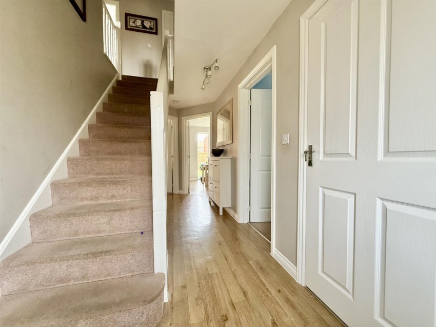 Images for Regent Close, Brockworth, Gloucester