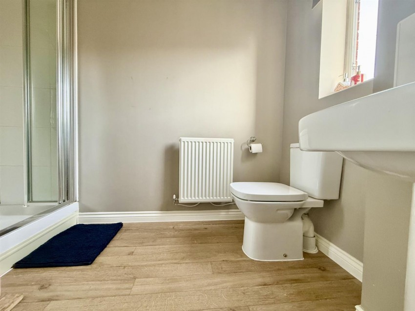 Images for Regent Close, Brockworth, Gloucester