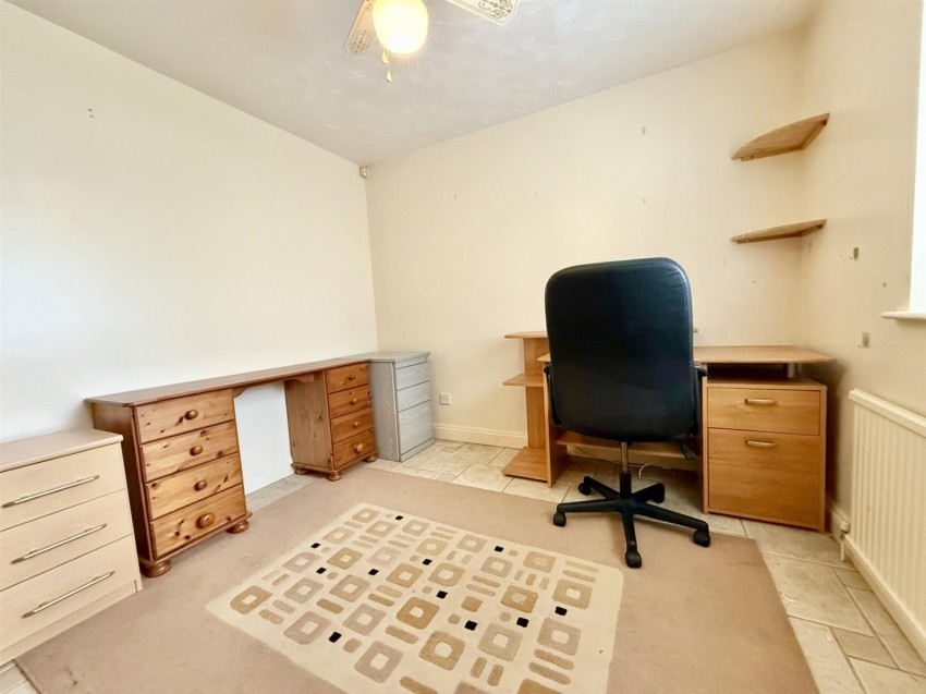 Images for Lacy Close, Longlevens, Gloucester
