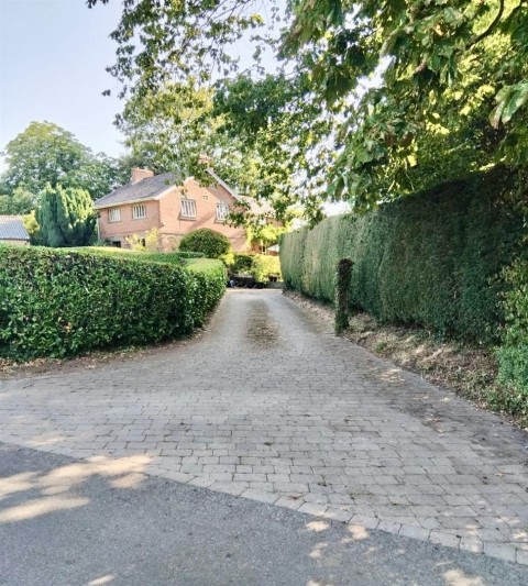 View Full Details for Gloucester Road, Upleadon, Newent