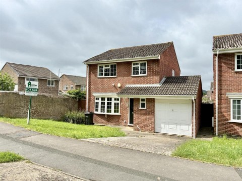 View Full Details for Bittern Avenue, Abbeydale, Gloucester