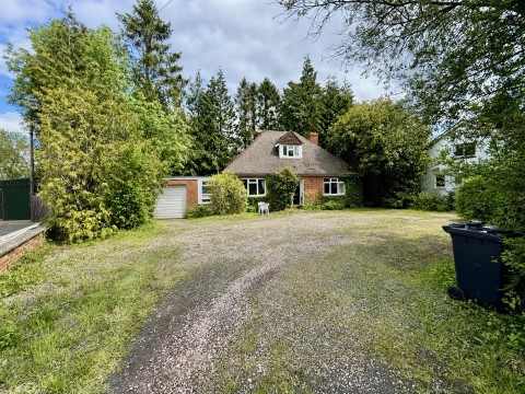 View Full Details for Ross Road, Kilcot, Newent
