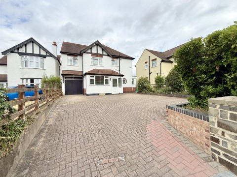 View Full Details for Green Lane, Hucclecote, Gloucester